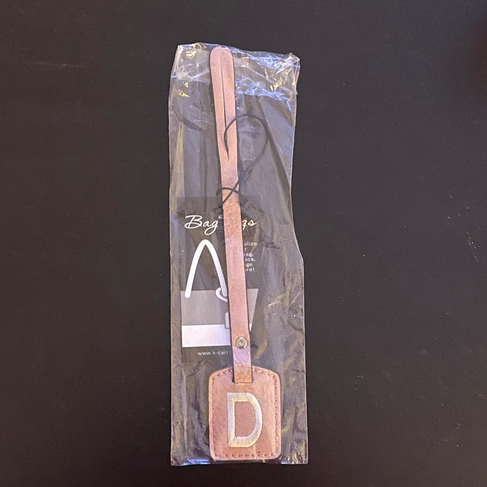 NWT “K•Carroll” Bag Tag, Monogram Letter "D" Pink Bag Tag with "White" Letter - Picture 4 of 5